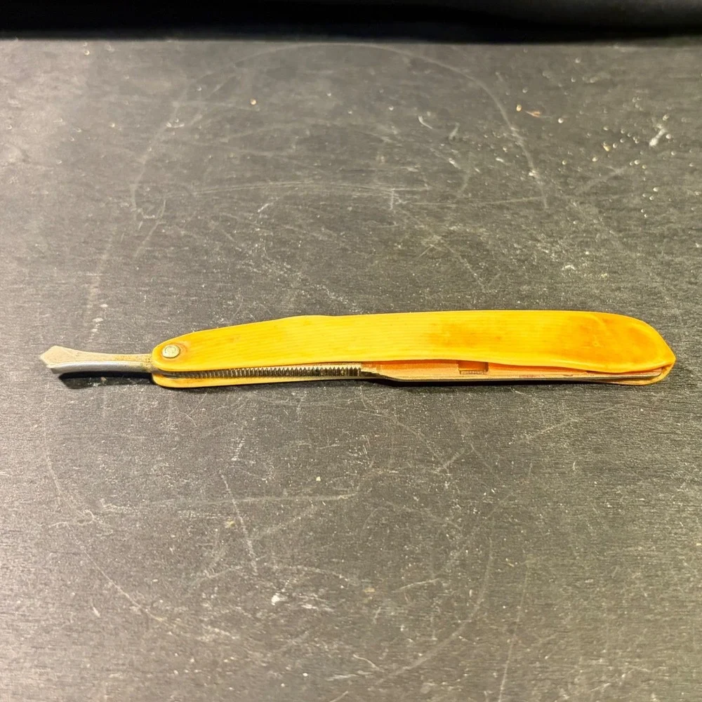 Vintage 1911 Patent Straight Razor Butterscotch Handle Made in USA Antique